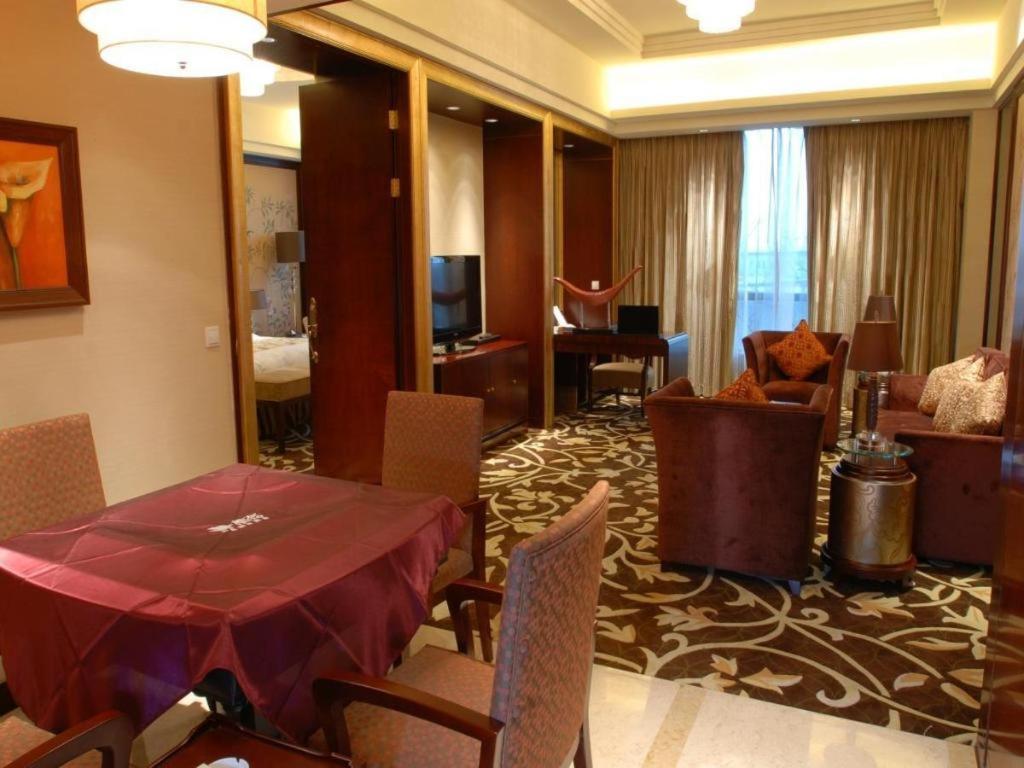 Sichuan Tennis International Hotel Main Building Chengdu Buitenkant foto